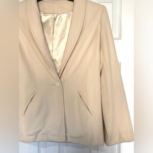 A 1950s Vintage satin lined Jacket.  Amazing and beautiful,this is a KASHMIRACLE